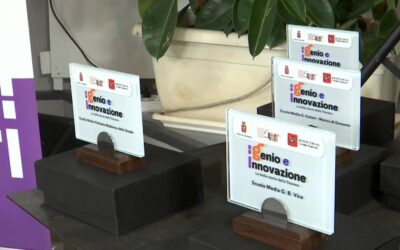 Gli studenti portano sul palco il genio maremmano