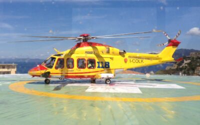 Si ribalta col trattore: 53enne salvato con il verricello da Pegaso