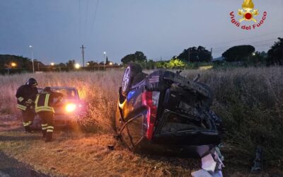 Follonica, schianto all’alba in città: quattro persone ferite