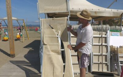Marina di Grosseto, distrutti i lettini: gara di solidarietà degli altri stabilimenti