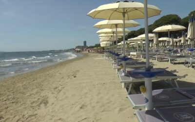 Follonica, turista senese muore mentre fa il bagno